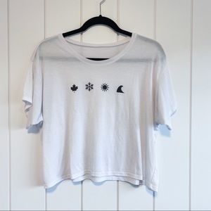 Okanagan Lifestyle Cropped T-shirt